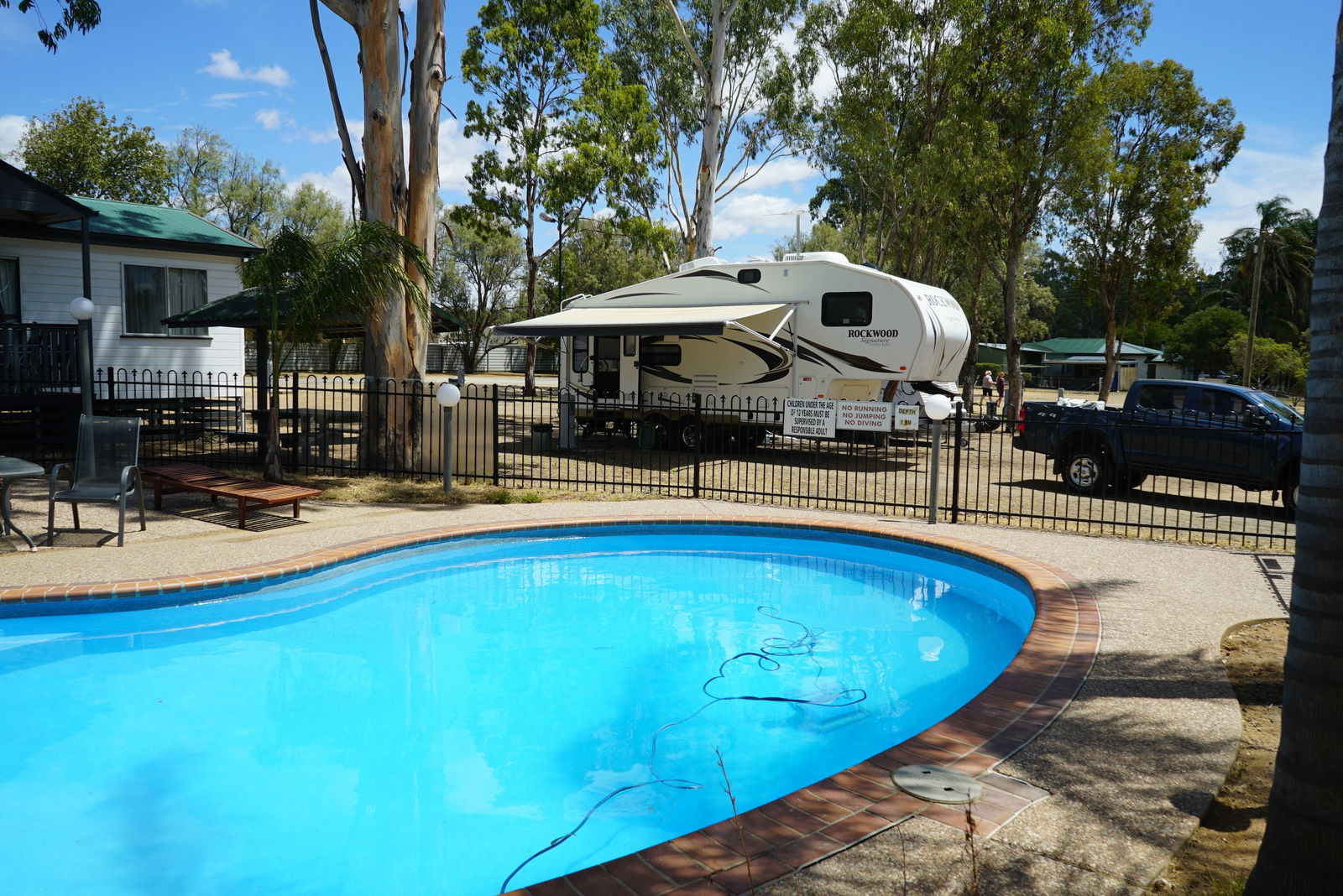 Massie QLD eAccommodation