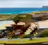 Beachfront Apartments Narooma - eAccommodation