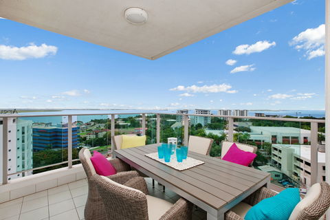 Beachlife Sea Spray Apartment - eAccommodation 0