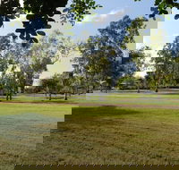 Capella Van Park - eAccommodation