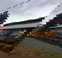 Christmas Creek Cafe and Cabins - eAccommodation