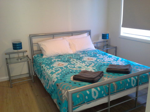 Cozzys Condo Luxury Beach House - eAccommodation 1