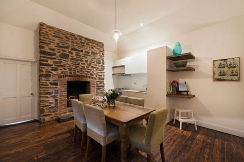 Jacob's Estate Cottage - eAccommodation 2