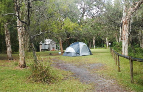 Kylies Hut Walk-in Campground - eAccommodation 0