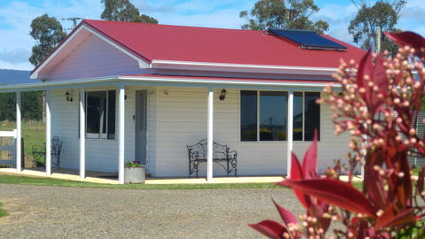 Little Sunnyside Accommodation - eAccommodation 1