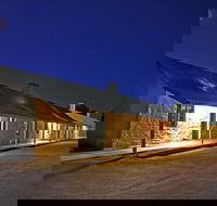 Paxton Square Cottages - eAccommodation