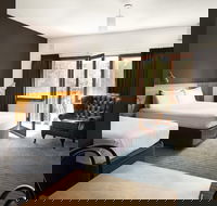 Riverview Hotel - eAccommodation