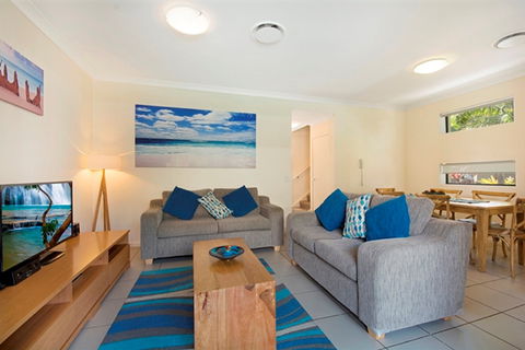 Sand Dunes Resort - eAccommodation 0