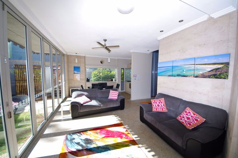 Sun Worship Crescent Head Eco Villas - eAccommodation 2