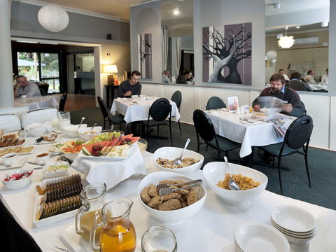 The Waterfront Wynyard - eAccommodation 2