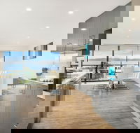 Beach View Apartment - eAccommodation