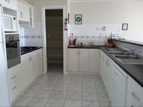 Birubi House - eAccommodation 1