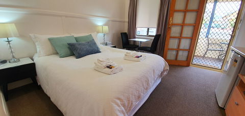 Coppers Hill Boutique Accommodation - eAccommodation 0