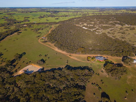 Eleanor River Homestead - eAccommodation 1