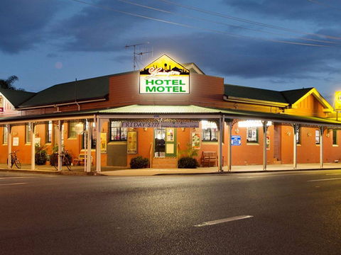 Lamington Hotel Motel - eAccommodation 0