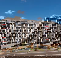 Meriton Suites North Ryde - eAccommodation