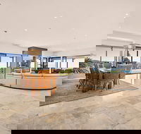 Mont Sapphire Luxury Retreat - eAccommodation