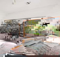 Newcastle Executive Homes - Cooks Hill Cottage - eAccommodation