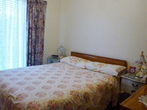 Parkers Holiday Cottages - eAccommodation 2