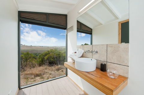 Pebble Point - eAccommodation 2