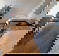 Rockinghorse Restorations Accommodation - eAccommodation