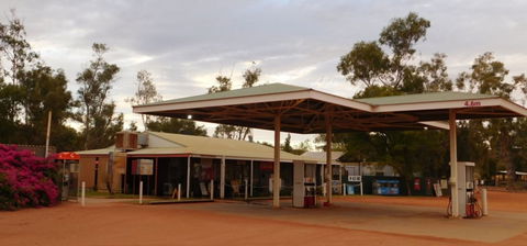 Stuarts Well Roadhouse - eAccommodation 0