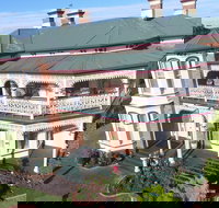 The Grand On Macfie - eAccommodation