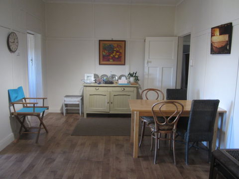 Valley Views Bed And Breakfast - eAccommodation 2