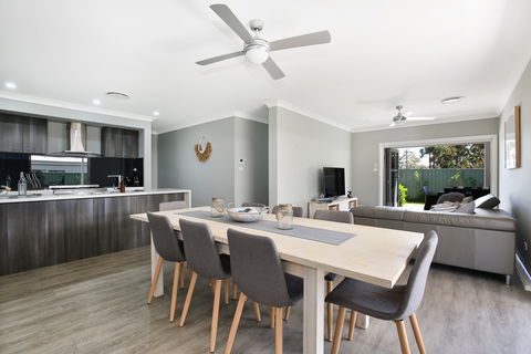 Wowly Waters - eAccommodation 2