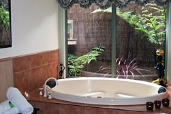 Eagle Hammer Cottages - eAccommodation 4