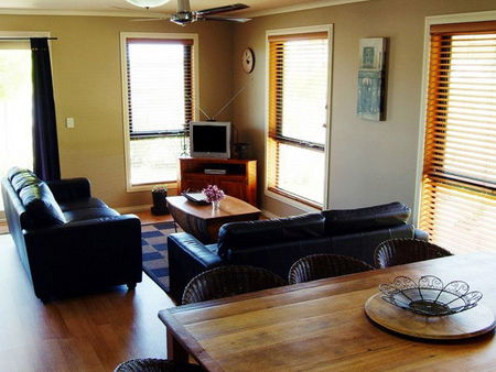 Tessenna Villa - eAccommodation 4