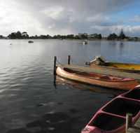 Deja Vu Lakes Entrance B and B - eAccommodation
