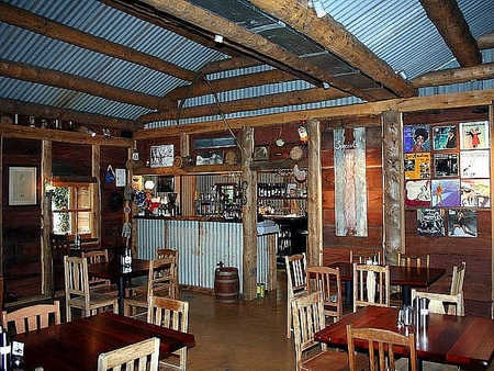 Ti Tree Village - eAccommodation 1