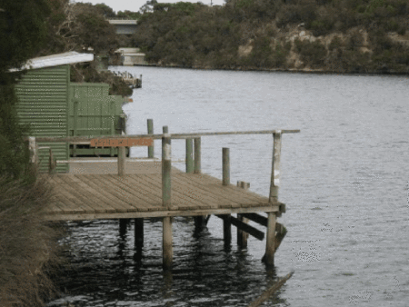 Wrens on Glenelg - eAccommodation