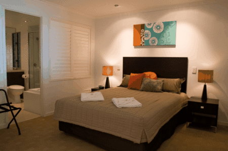 At Marina Shores - eAccommodation 2