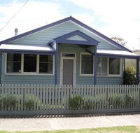 Cliffs Cottage - eAccommodation