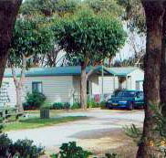 The Lakes Beachfront Holiday Retreat - eAccommodation