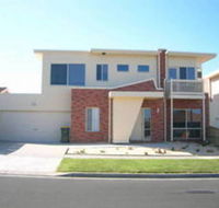 Le Manor - eAccommodation