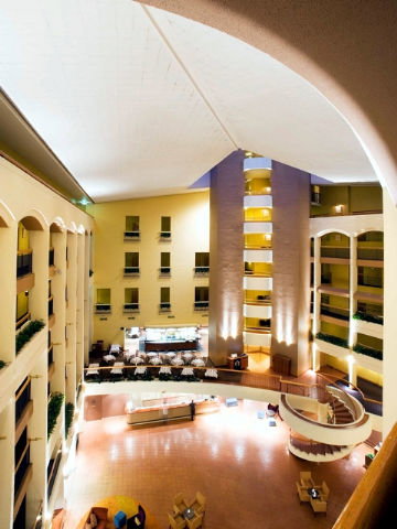 Holiday Inn Old Sydney - eAccommodation 3