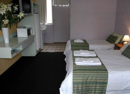 The Bay Motel - Safety Beach - eAccommodation 2