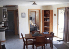 Yakkalla Holiday Cottage - eAccommodation 2