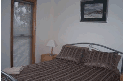 Yakkalla Holiday Cottage - eAccommodation 3