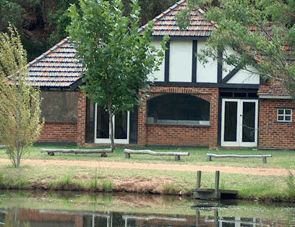 Lakeside Country Resort - eAccommodation 1