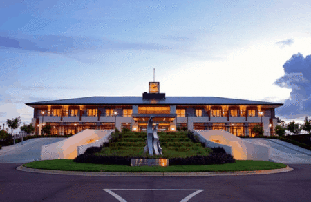 Mantra Kooindah Waters Golf And Spa Resort - eAccommodation