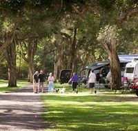 Beachfront Holiday Park - eAccommodation
