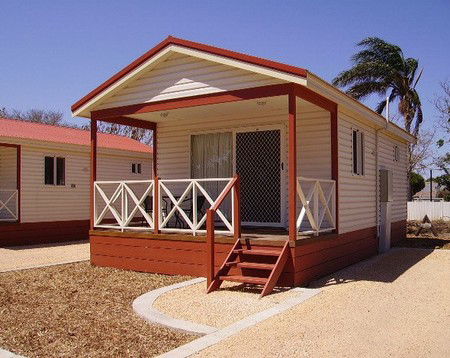 Outback Oasis Caravan Park - eAccommodation 0