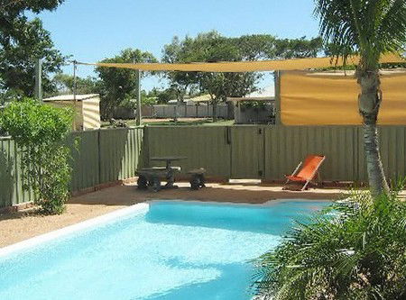 Outback Oasis Caravan Park - eAccommodation 1