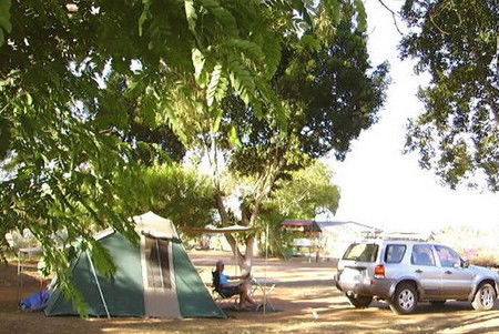 Outback Oasis Caravan Park - eAccommodation 2