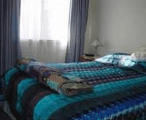 Blaxland Boorea Bungalow - eAccommodation