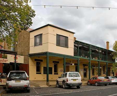 Tumbarumba Hotel - eAccommodation